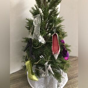 Bundle of High Heeled Shoe Ornaments